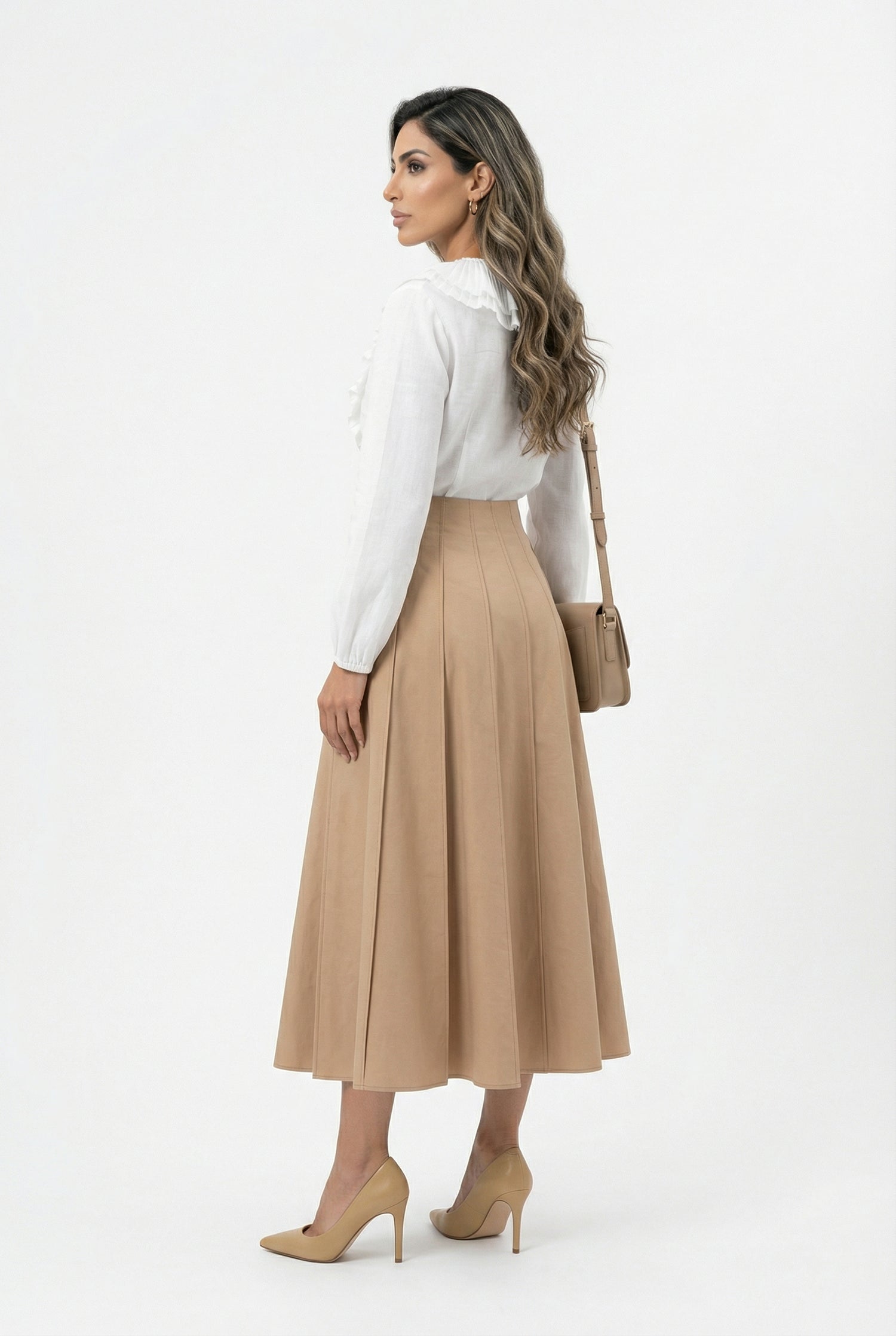 6207004 Pleated Ruffled Collared Top بلوزة شفافة مكشكشة بياقة مطوية - Brown Loft