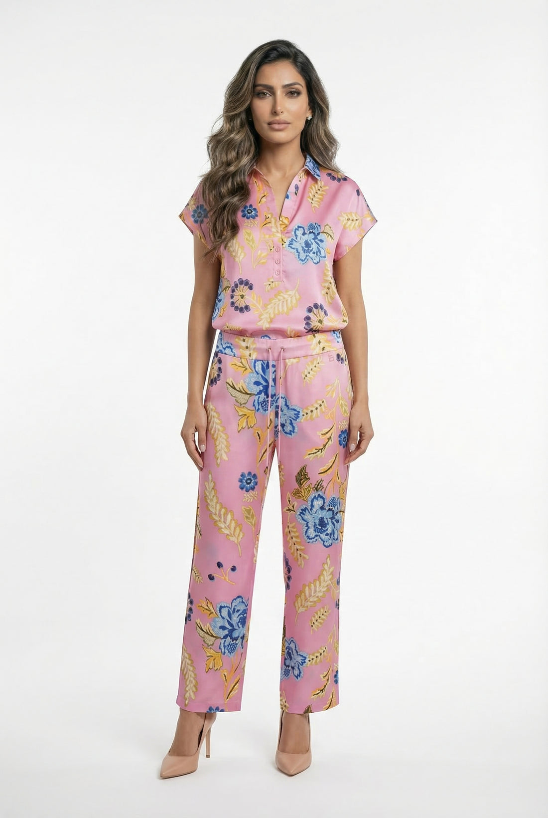 LS2615063 Floral Print Satin Top بلوزة من الساتان بنقشة الزهور - Brown Loft