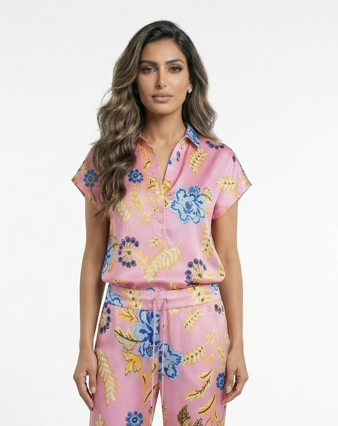 LS2615063 Floral Print Satin Top بلوزة من الساتان بنقشة الزهور - Brown Loft