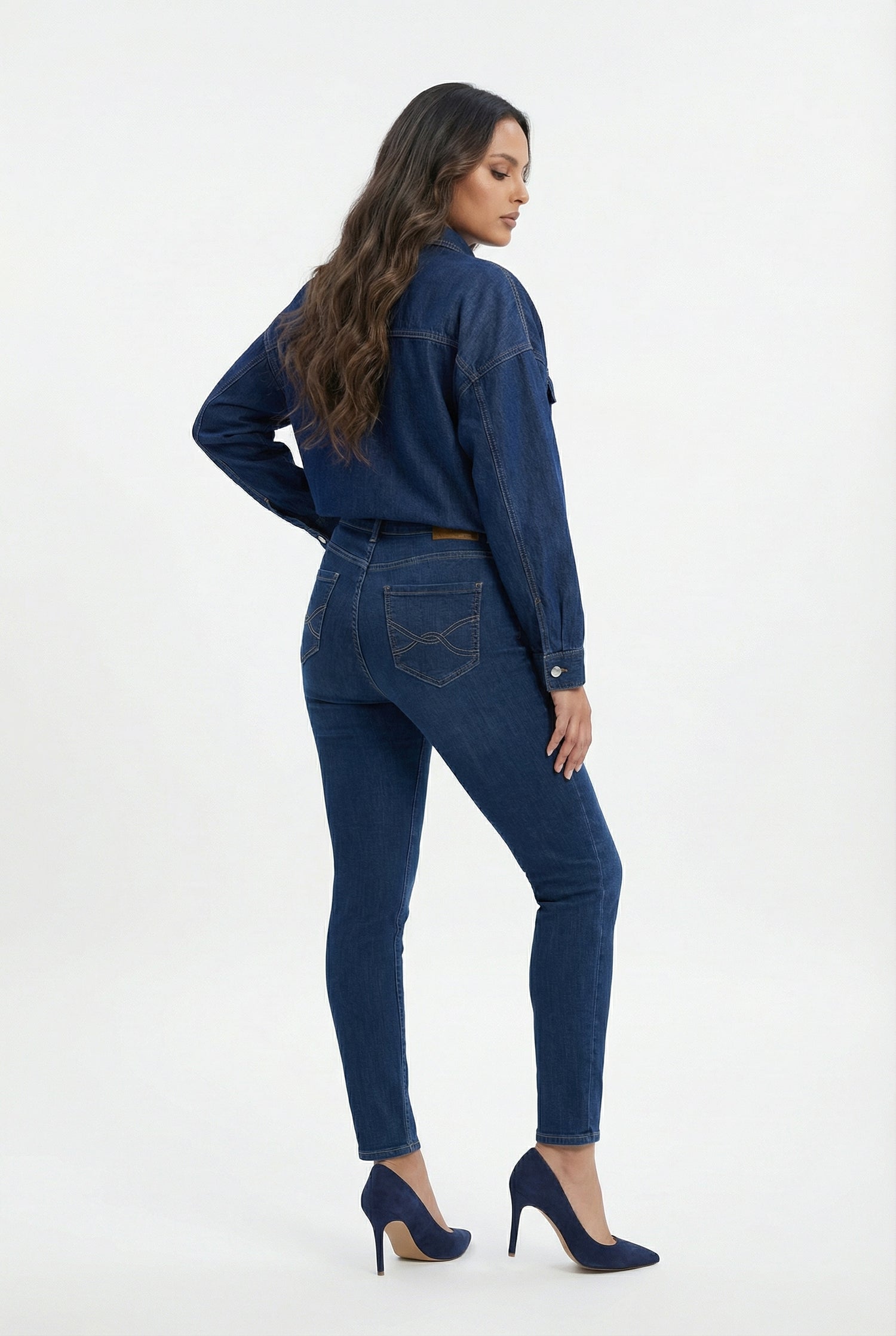 0007.3507 Oversized Denim Jeans Shirt قميص جينز واسع - Brown Loft