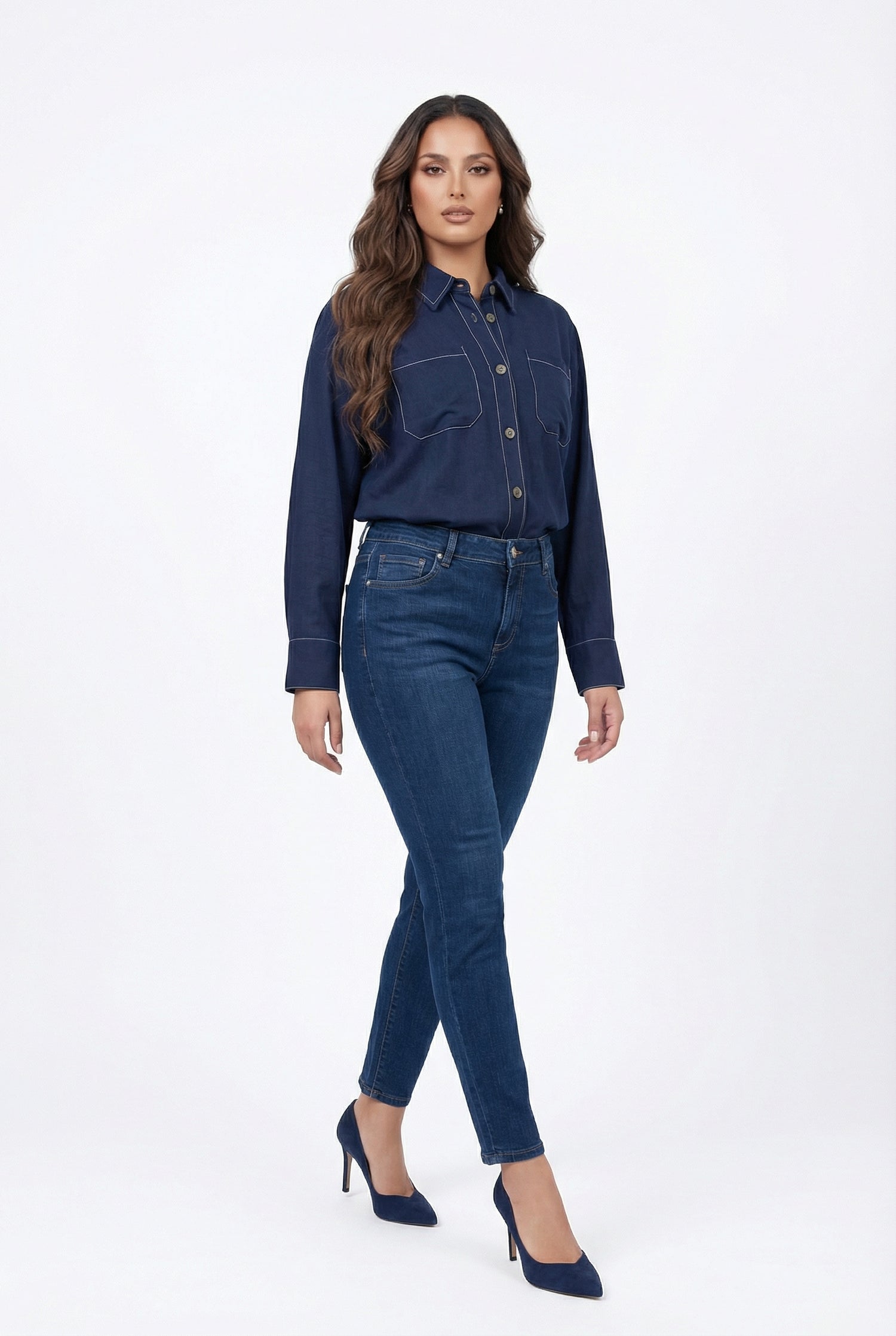 8501.3053  Oversized Long Back Linen Shirt قميص كتان واسع بظهر طويل - Brown Loft