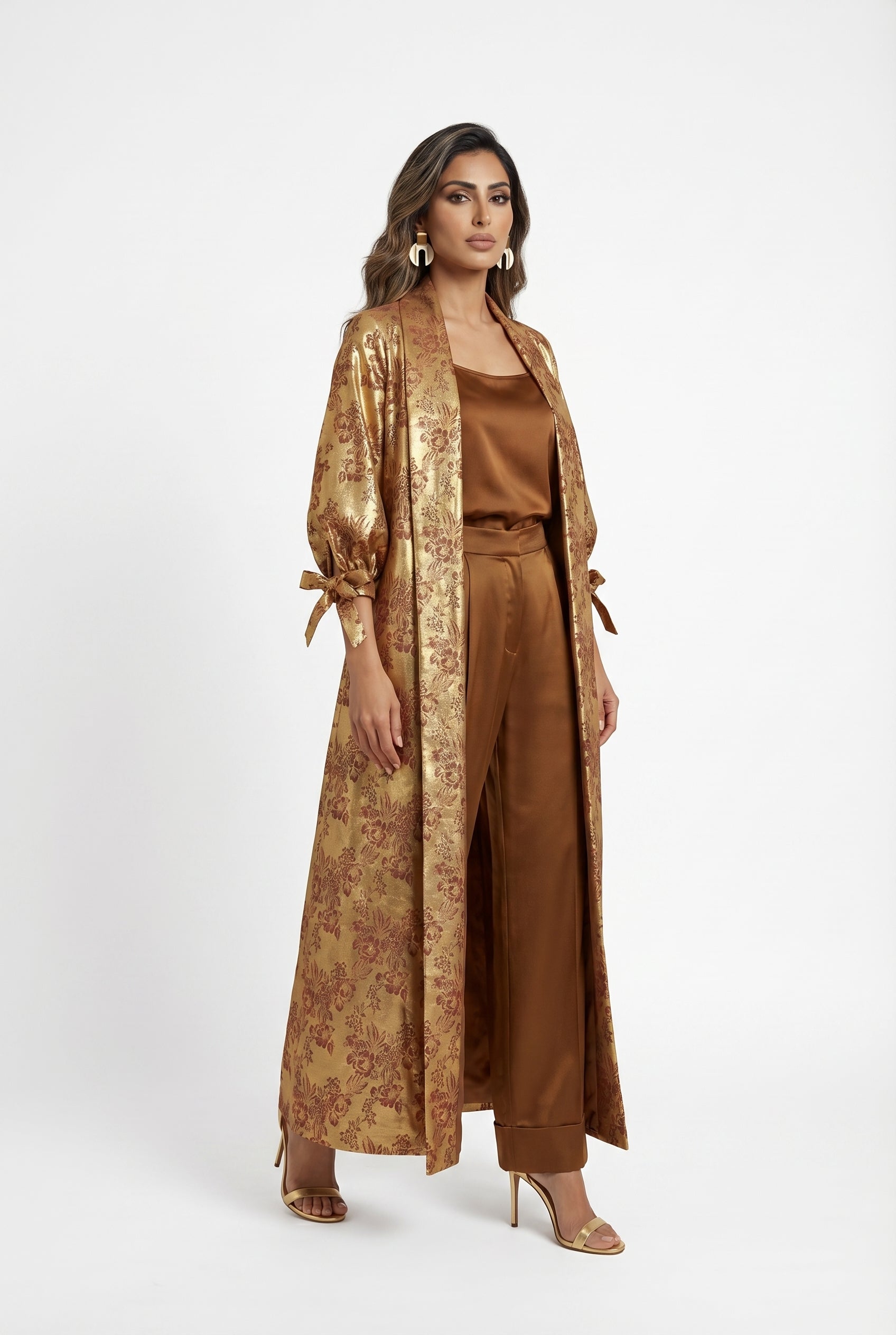 Daiki Ornate Floral Patterned Kimono - Brown Loft