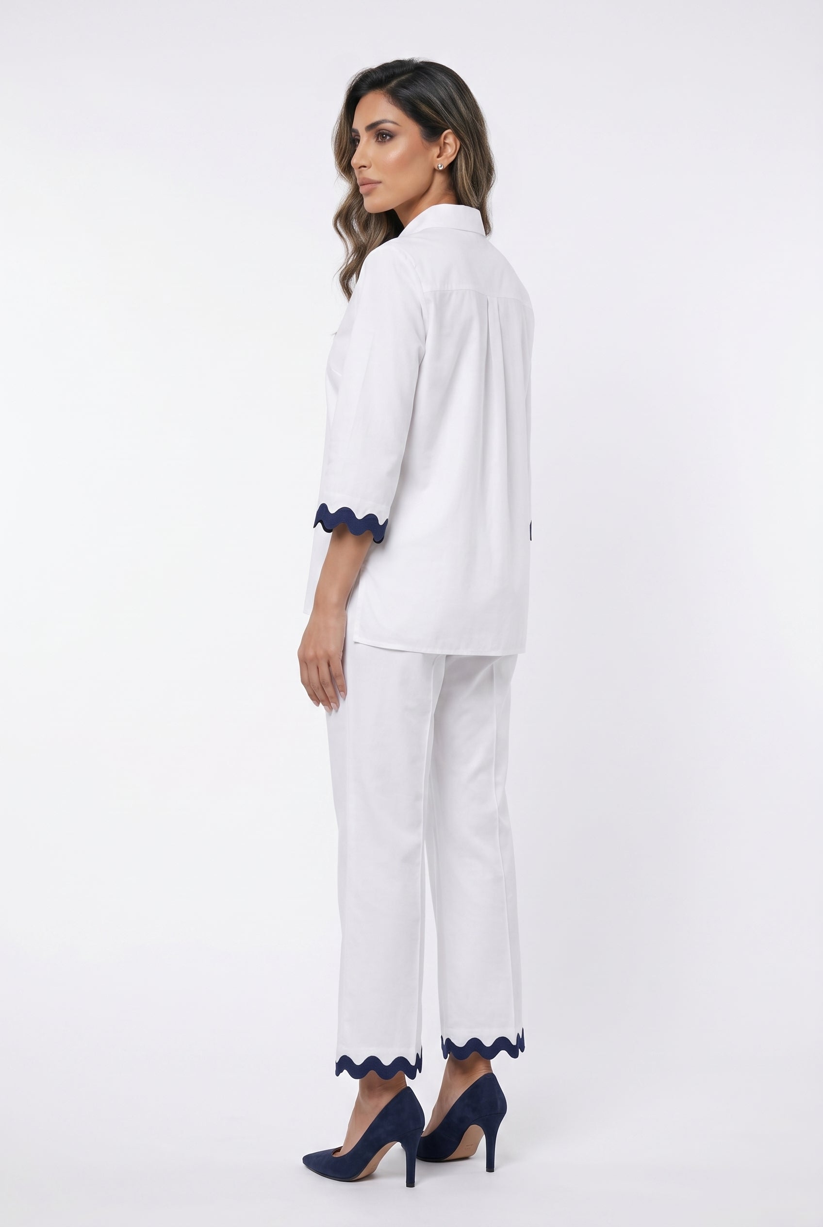 33606 Classic Collared Cotton Shirt - Brown Loft