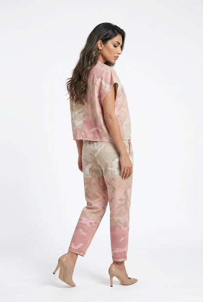 Iris Camouflage Patterned Oversized Sleeveless Jacket جاكيت بدون أكمام بنقشة مموهة وواسع - Brown Loft