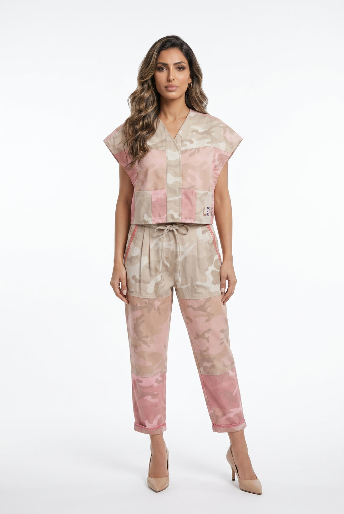 Iris Camouflage Patterned Oversized Sleeveless Jacket جاكيت بدون أكمام بنقشة مموهة وواسع - Brown Loft