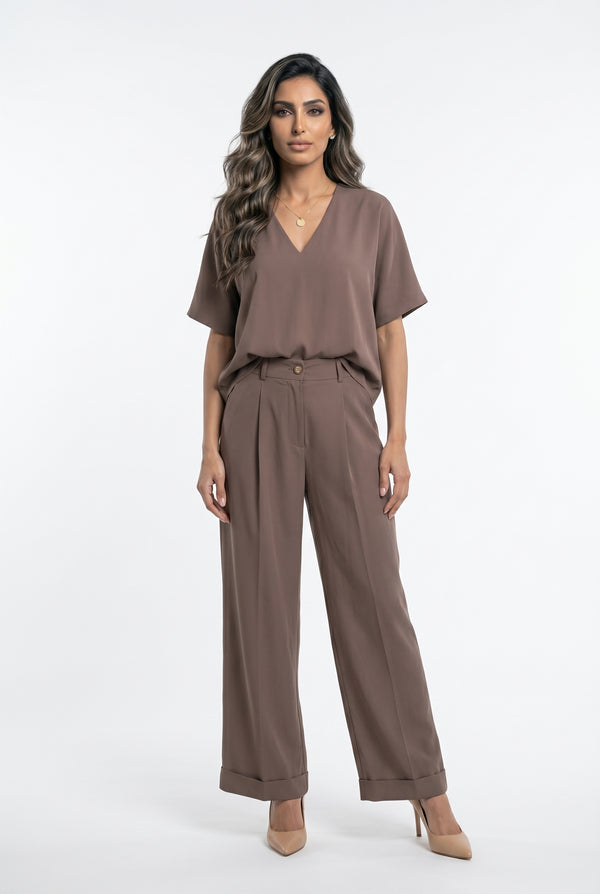 63-2121/5046 V Neck Top and Pleated Pants
