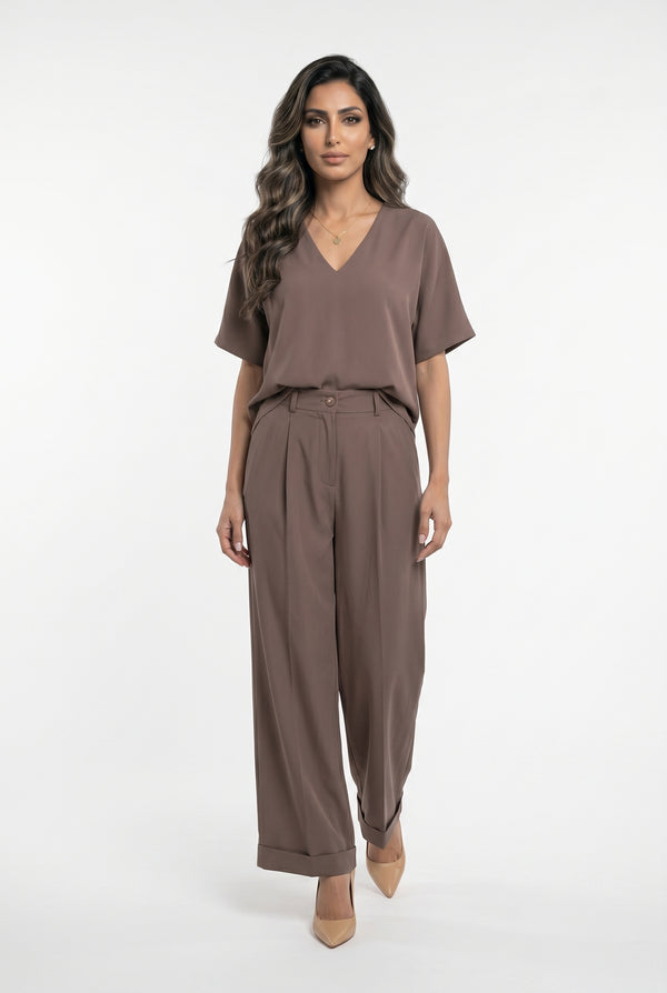 63-2121/5046 V Neck Top and Pleated Pants
