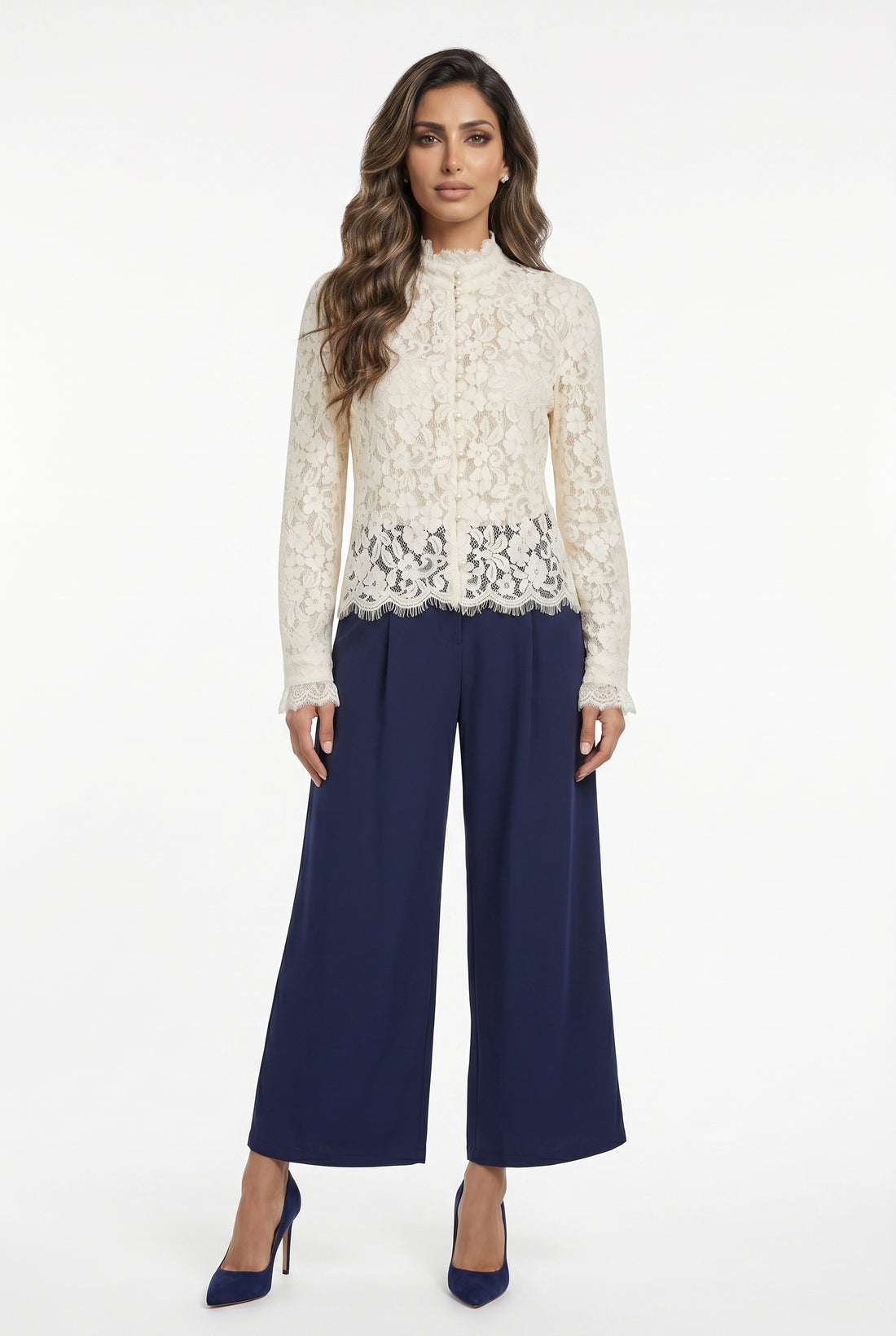 Pearl Button Floral Lace Top – 81085 - Brown Loft