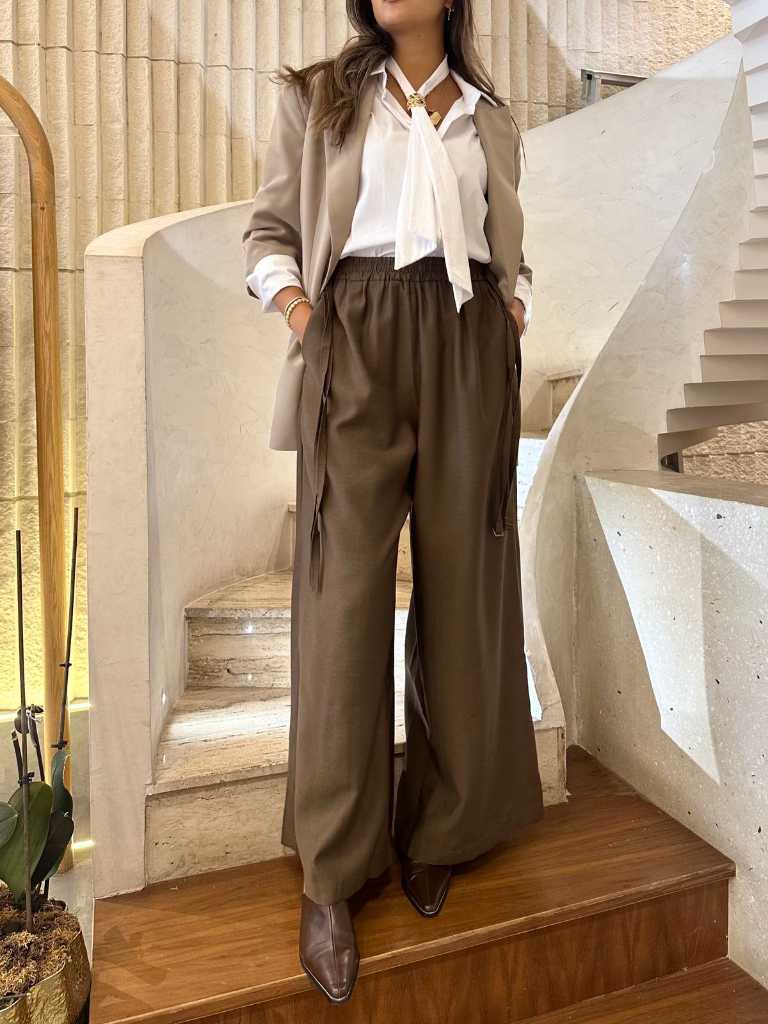 53-1063 جاكيت مزود بأزرار فردية وياقة لابيل - Brown Loft