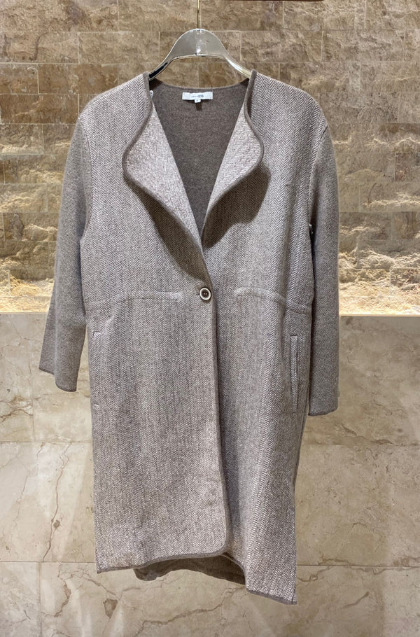 24W-6089 Herringbone Patterned Wool Long Coat معطف طويل من الصوف بنقشة متعرجة