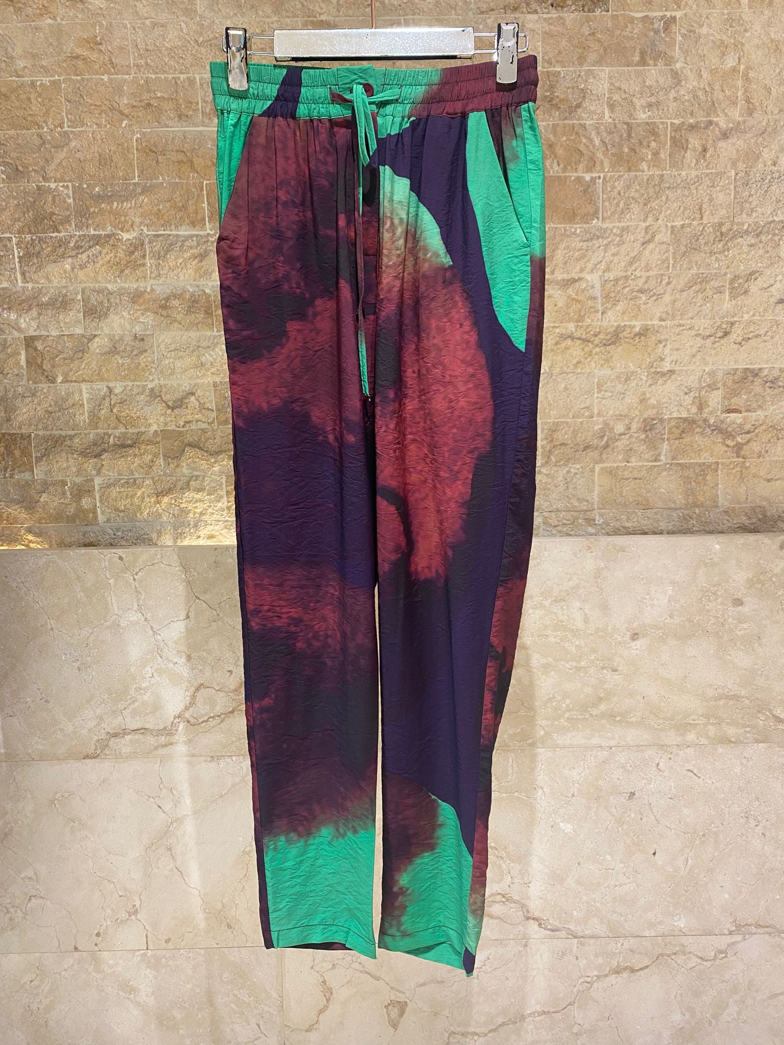 26SS-BZ3176 Abstract Multicolor Relaxed Pants - Brown Loft