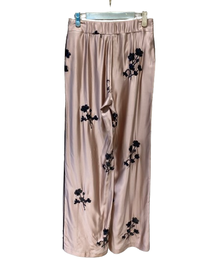 43-5110 (Satin Pants with Flower Emb) بنطال من الساتان مع تطريز الزهرة