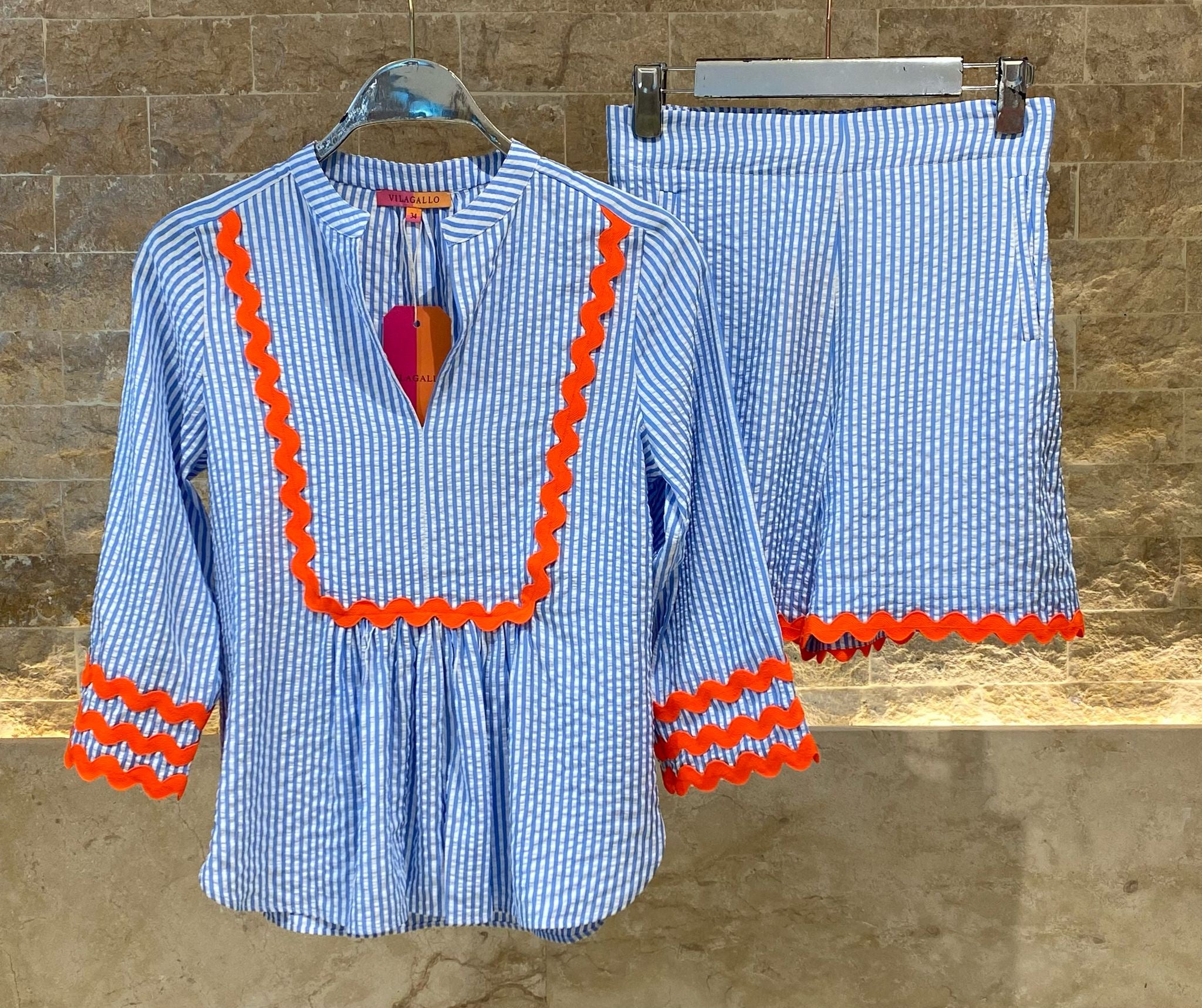 32172/32169 Striped Blouse and Bermuda Shorts Set - Brown Loft