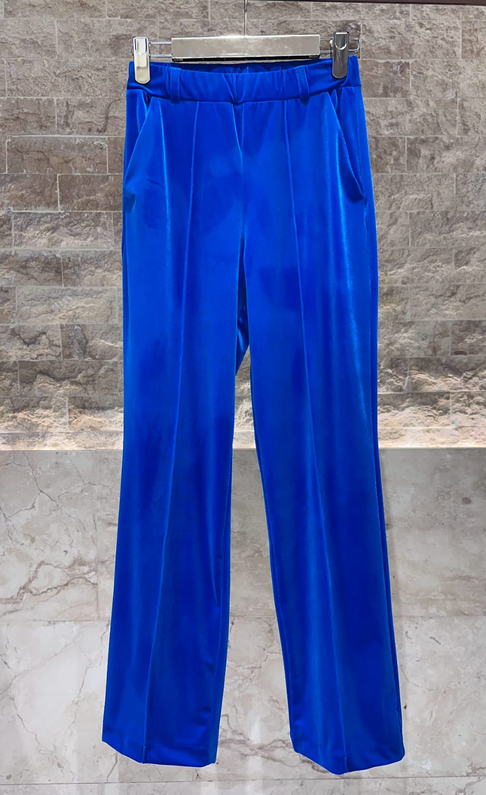 32870/32872 Classic Velvet Jacket with Mid Rise Pants - Brown Loft