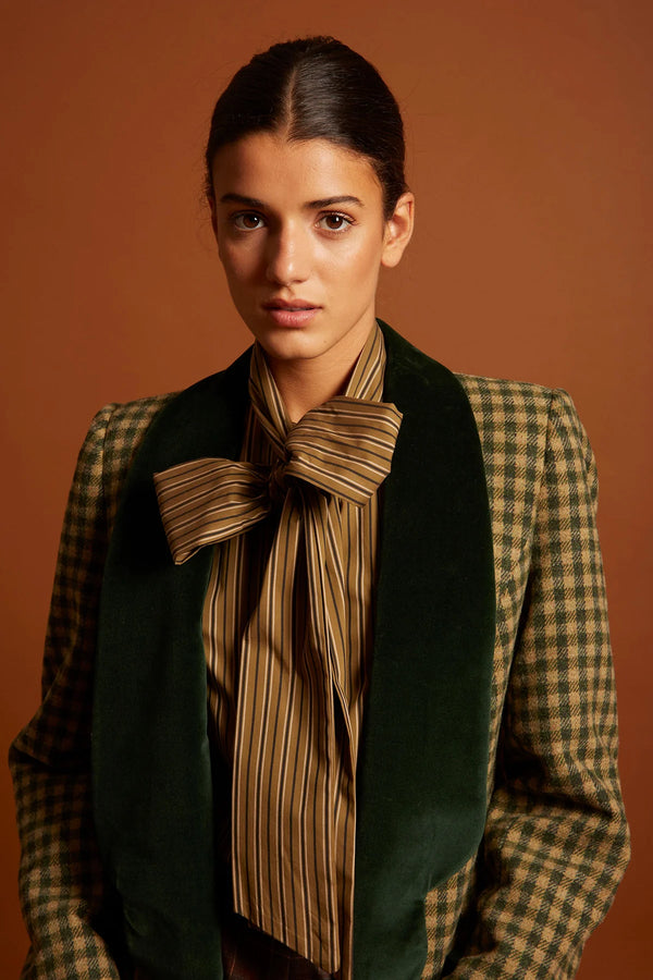 Gaspari معطف منقوش من المخمل بياقة مربعة