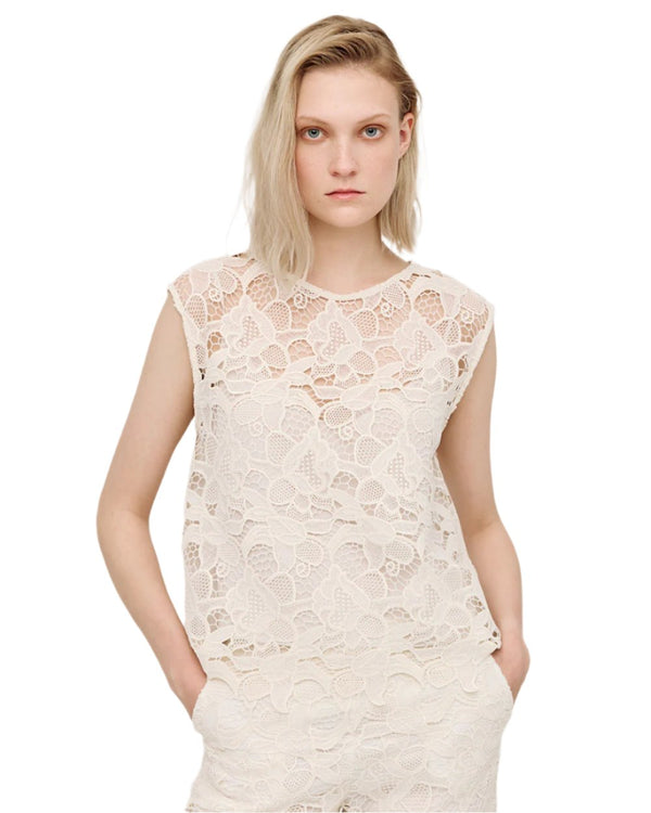 43-2266 Lace Top الدانتيل الأعلى