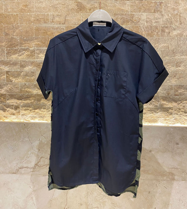 Long Back Shirt Monochrome قميص طويل الظهر أحادي اللون