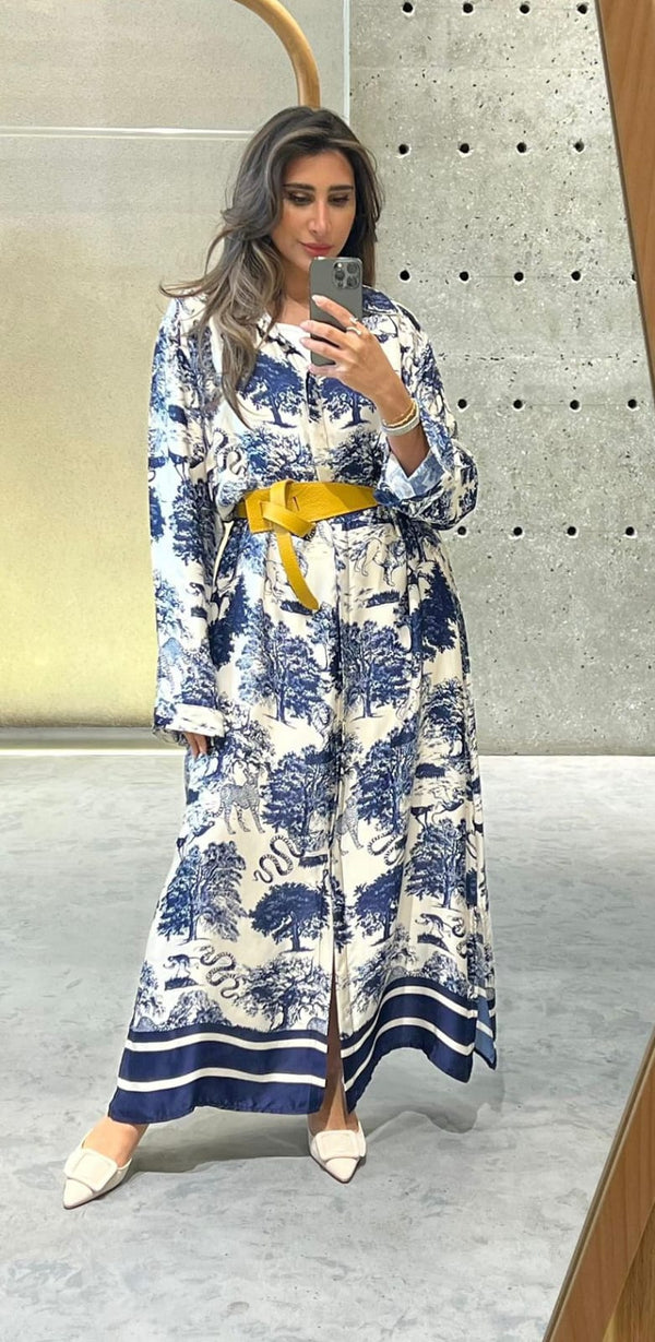 KD6255VS  Safari Print Oversized Satin Long Dressفستان طويل من الساتان بطبعات سفاري