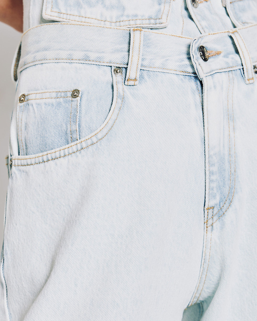 53-8040 High Waist Straight Leg Denim Pants - Brown Loft