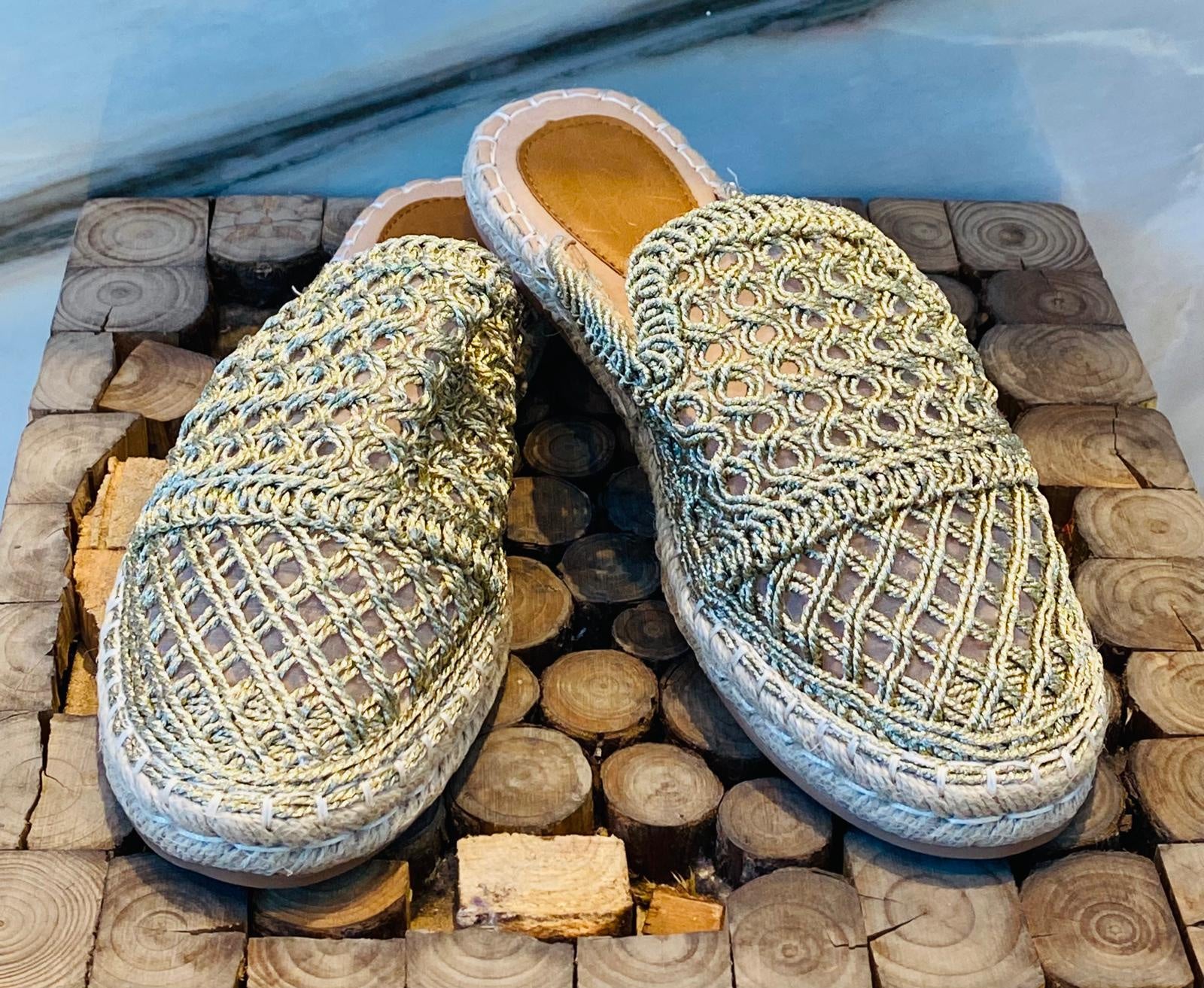 53-9599 Woven Knitted Flat Espadrille with Closed Toe - Brown Loft