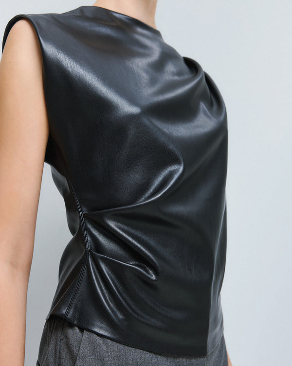 54-2036 Faux Leather Top with Pleats بلوزة من الجلد الصناعي مزينة بثنيات