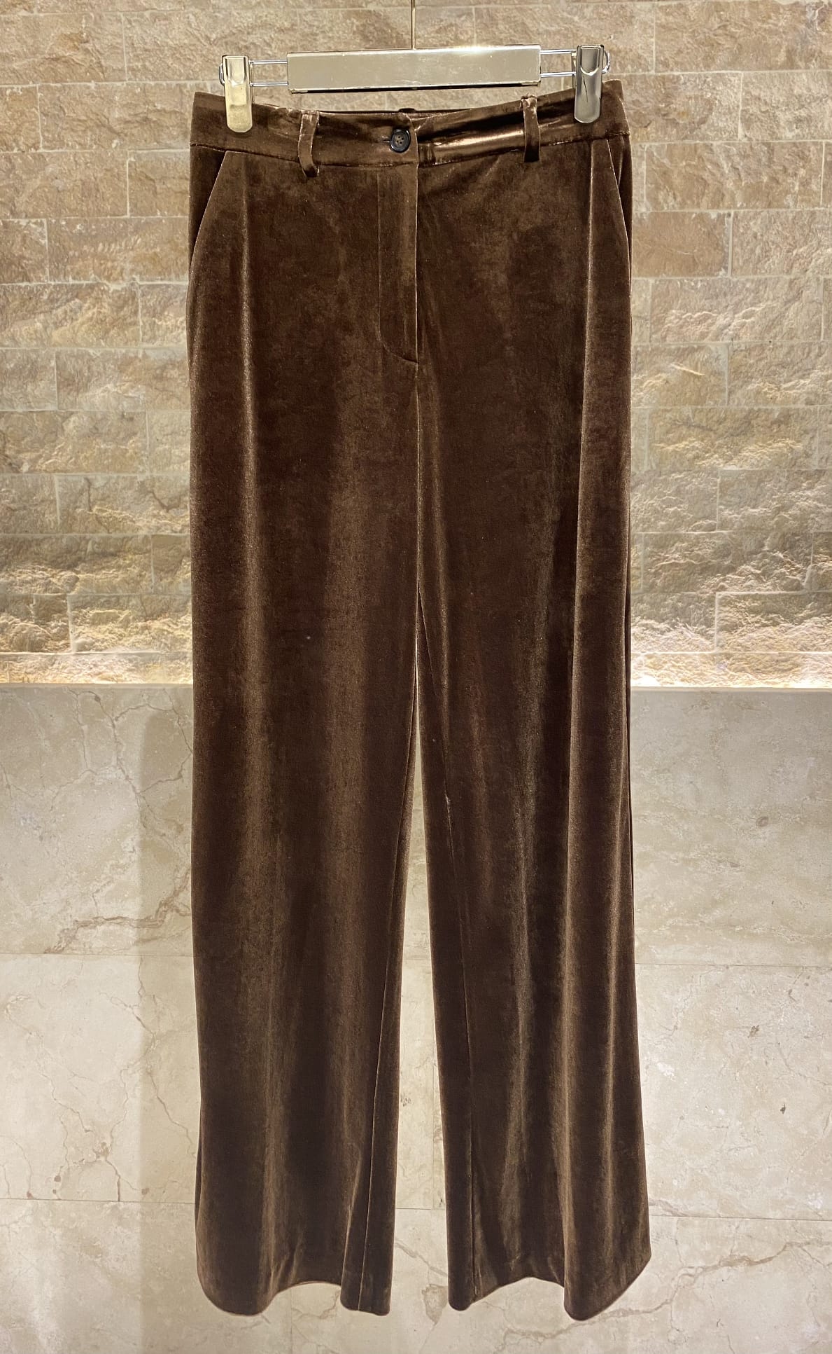 54-1035/5039 Velvet Jacket and Pants - Brown Loft