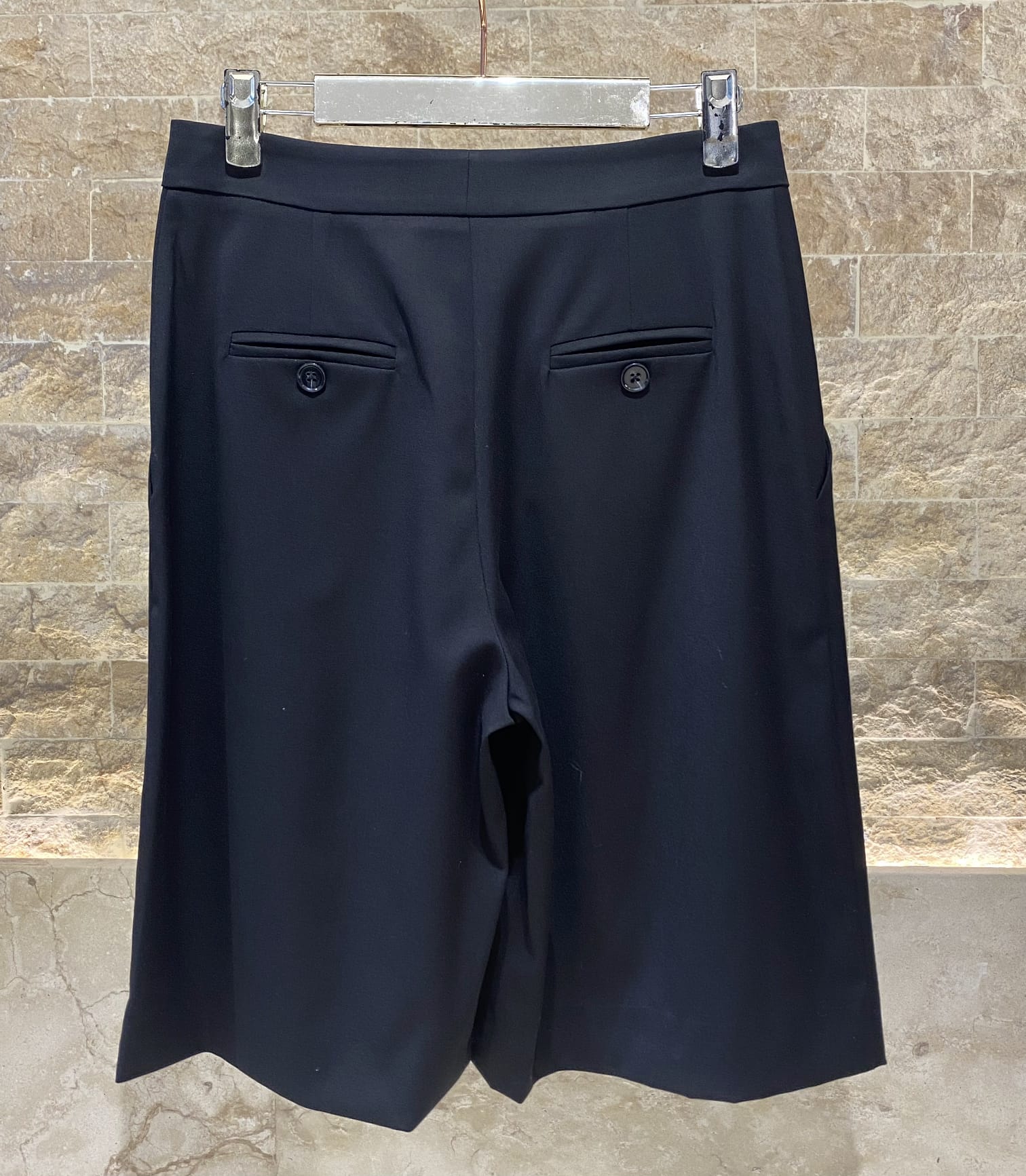 54-5040 Pleated Bermuda Short - Brown Loft