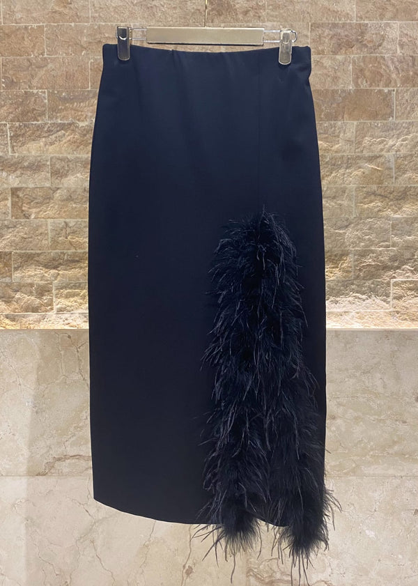 54-6014 Midi Skirt with Feathers تنورة متوسطة الطول مزينة بالريش