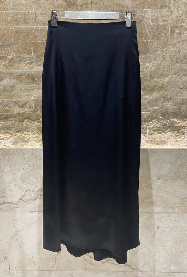 Midi Satin Skirt 54-6026 تنورة ميدي من الساتان