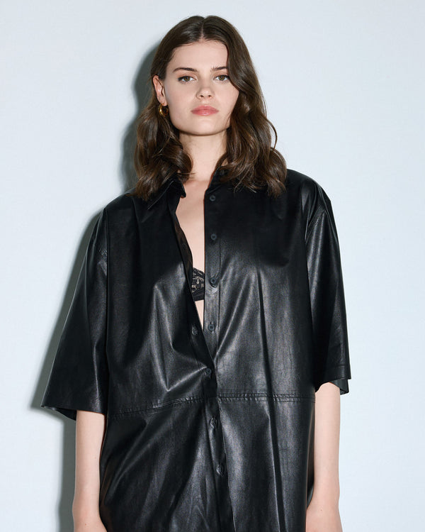 54-7009 Faux Leather Long Shirt قميص طويل من الجلد الصناعي