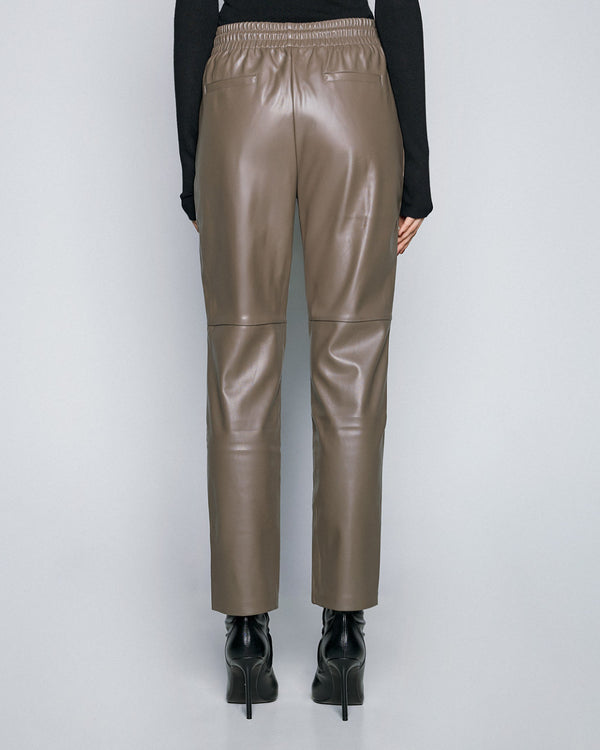 54-8081 Faux Leather Pants السراويل الجلدية فو