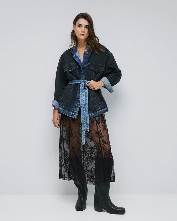 54-8204  Oversized Denim Jacket سترة جينز كبيرة الحجم