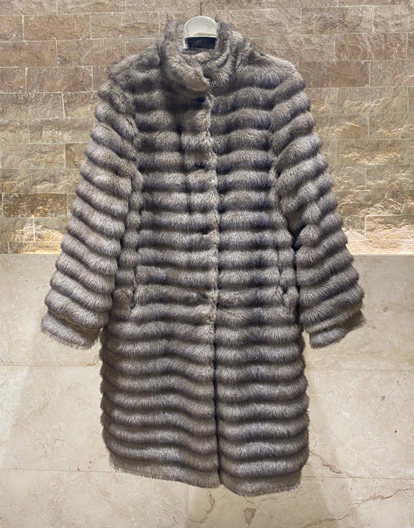 54-9108  Faux Fur Long Coat معطف طويل من الفرو الصناعي