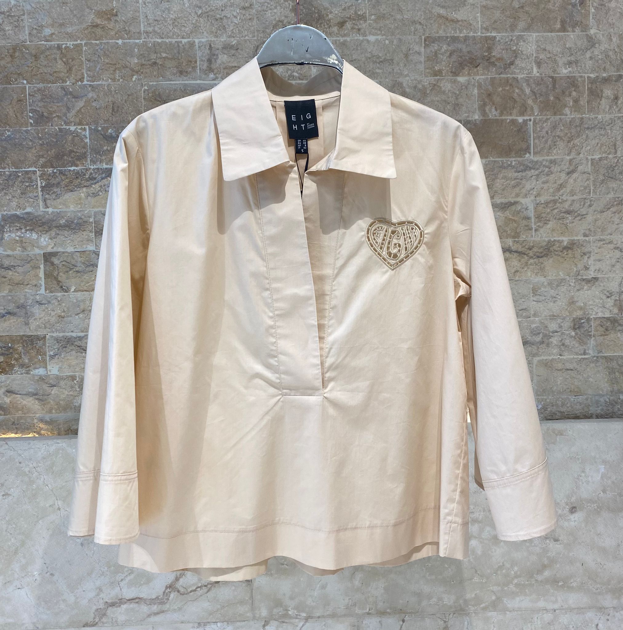 63-2196 V Neckline Collared Cotton Top with Heart Embroidery - Brown Loft