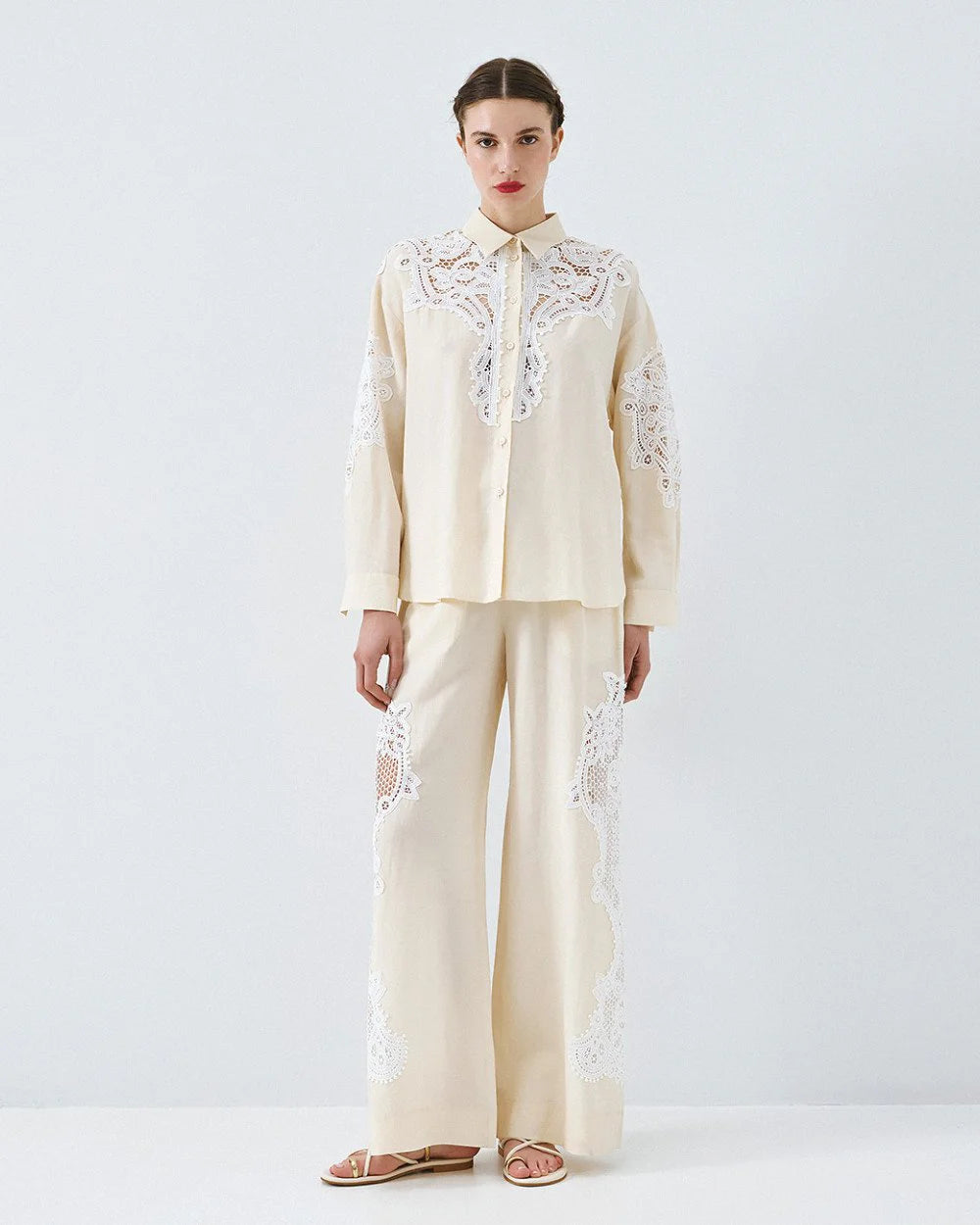 63-5039 Elegant Pants with Lace Details - Brown Loft