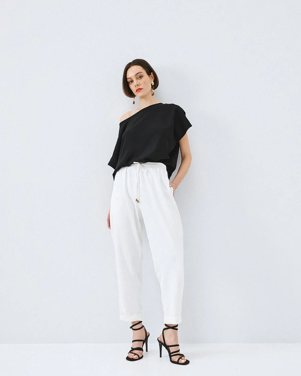63-5101 Elasticated Pants with Turn-up Cuffs - Brown Loft