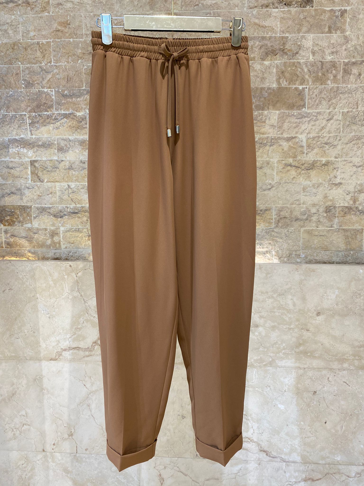63-5101 Elasticated Pants with Turn-up Cuffs - Brown Loft