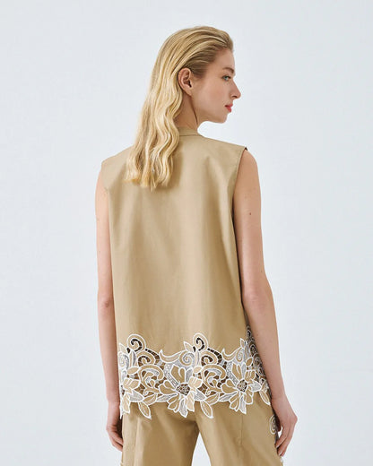 63-7054 Sleeveless Shirt with Embroidery - Brown Loft