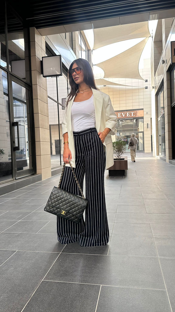 Lapel Collared Single Buttoned Jacket