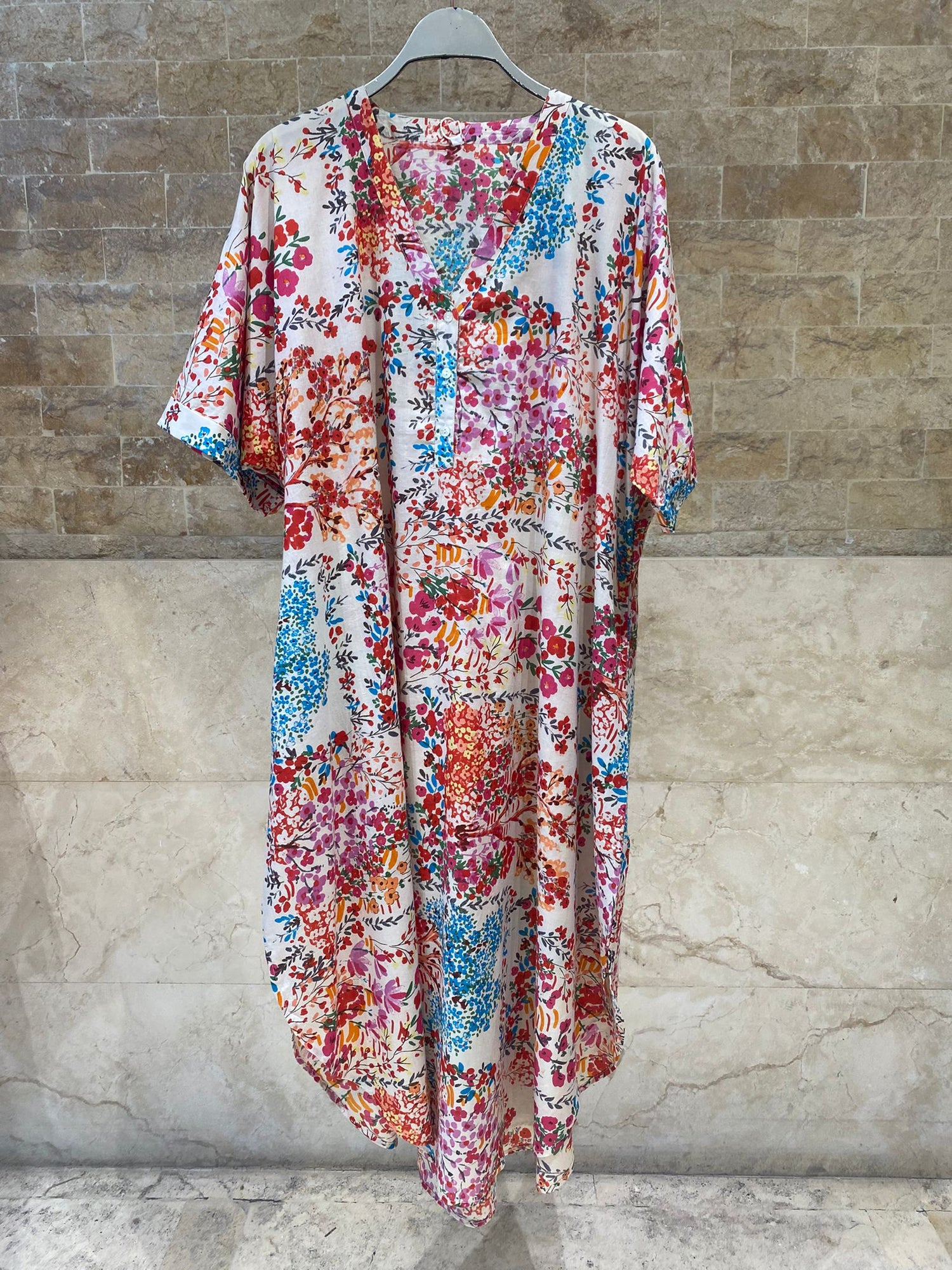 67916-1303 Multicolor Floral Printed Dress فستان متعدد الألوان بطبعة زهور