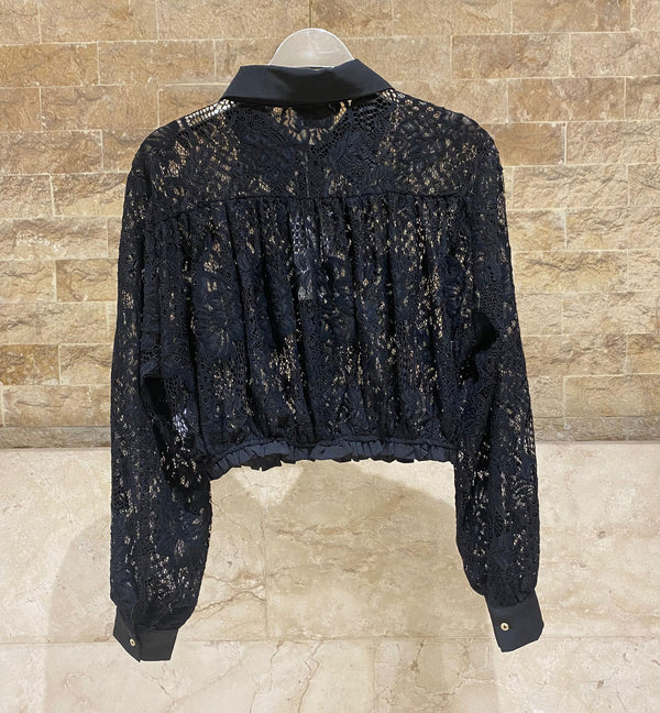 81000-1 Floral Lace Cropped Top بلوزة قصيرة بحاشية دانتيل زهور