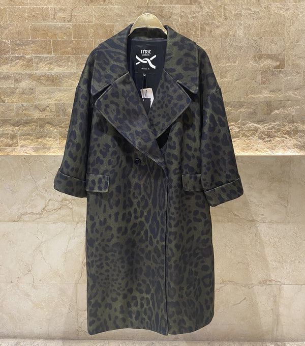 8401.4056 Oversized Leopard Print Midi Length Coat معطف متوسط الطول بطبعة جلد النمر كبير الحجم