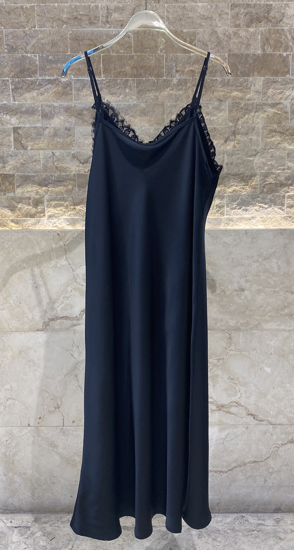 8401.7068 Lace Trimmed Satin Cami Dress فستان كامي من الساتان مزين بالدانتيل