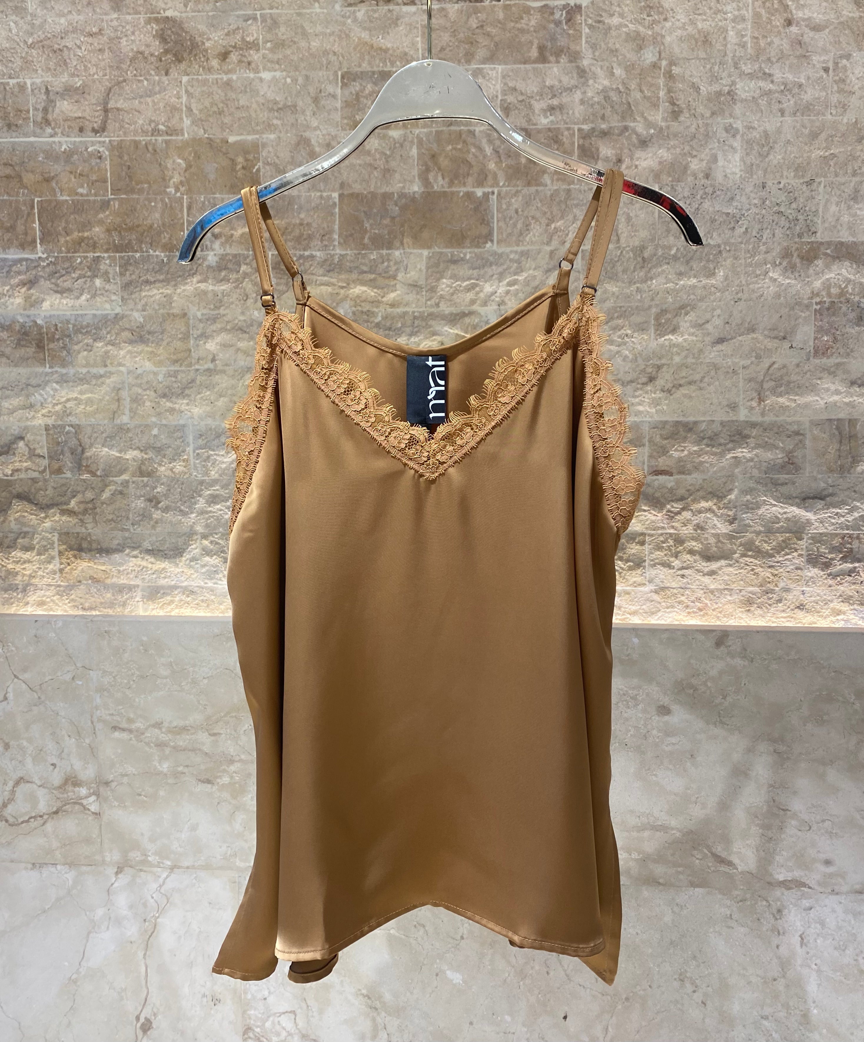 8401.1046 Lace Trimmed Satin Cami Top - Brown Loft