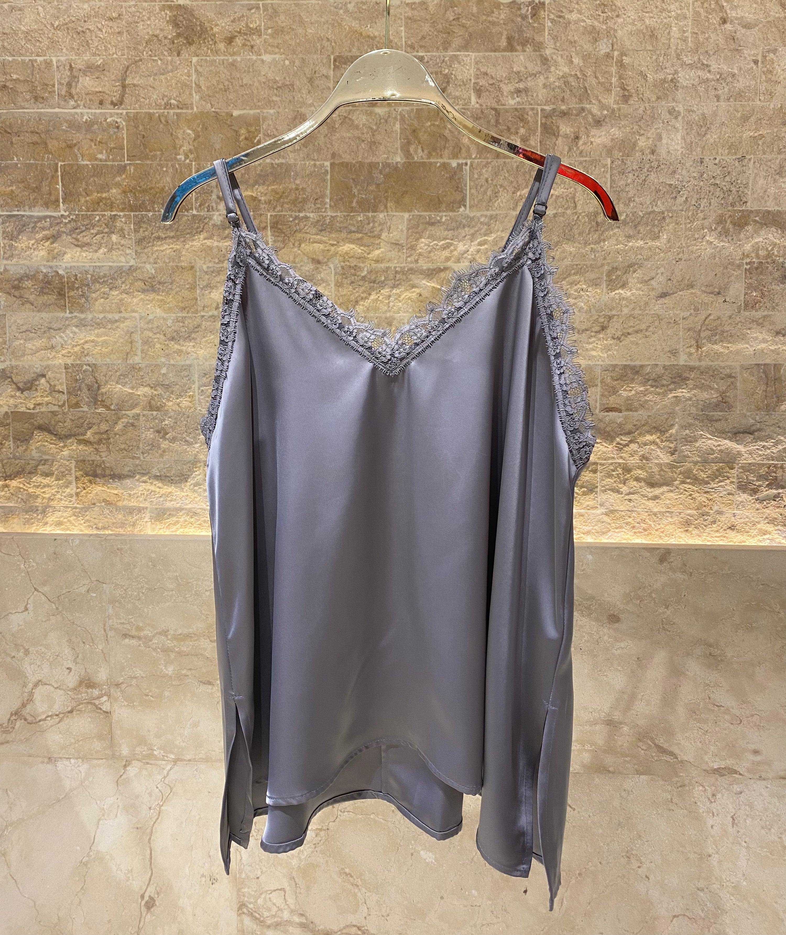 8401.1046 Lace Trimmed Satin Cami Top - Brown Loft