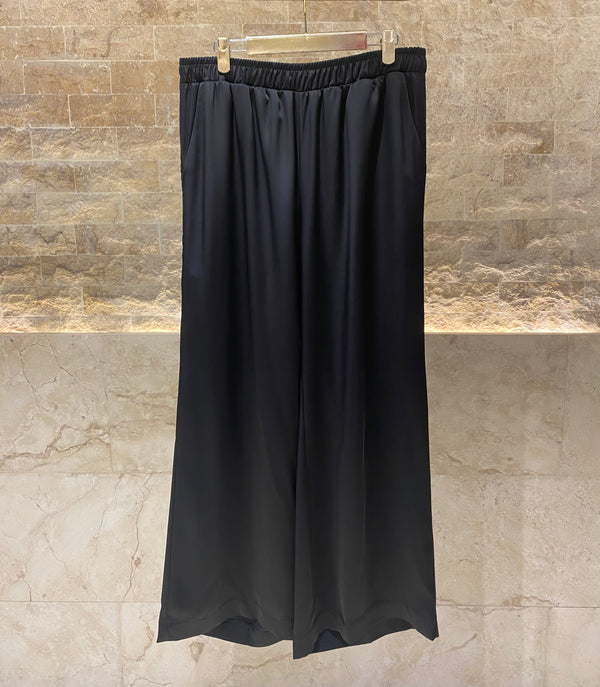8401.2053 Wide Leg Satin Pants بنطلون ساتان واسع الساق