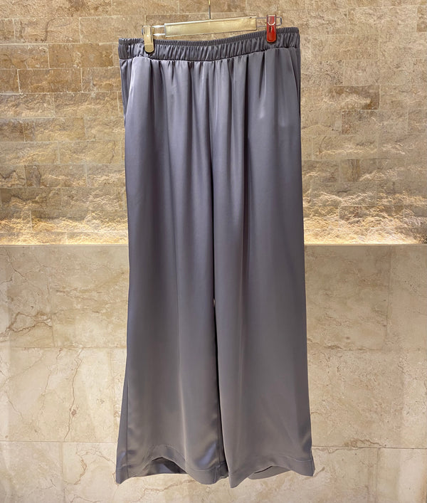 8401.2053 Wide Leg Satin Pants بنطلون ساتان واسع الساق