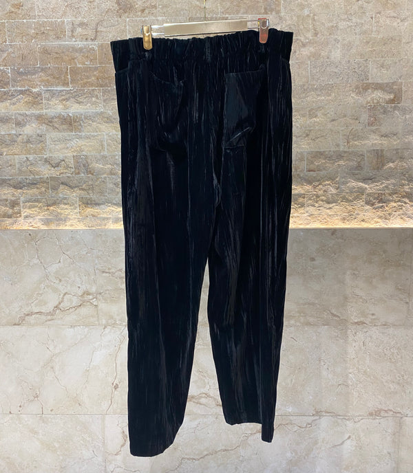 8401.2062 Wide Leg Crushed Velvet Jogger Pants بنطال رياضي واسع الساق من المخمل الممزق