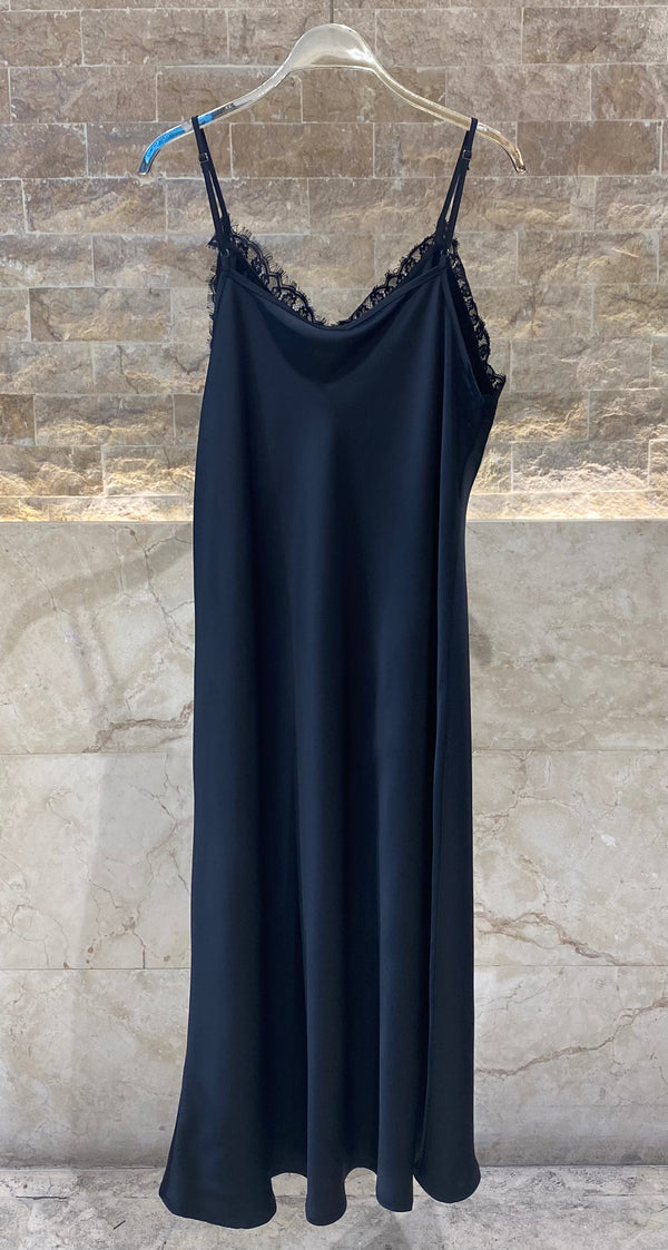 8401.7068 Lace Trimmed Satin Cami Dress فستان كامي من الساتان مزين بالدانتيل