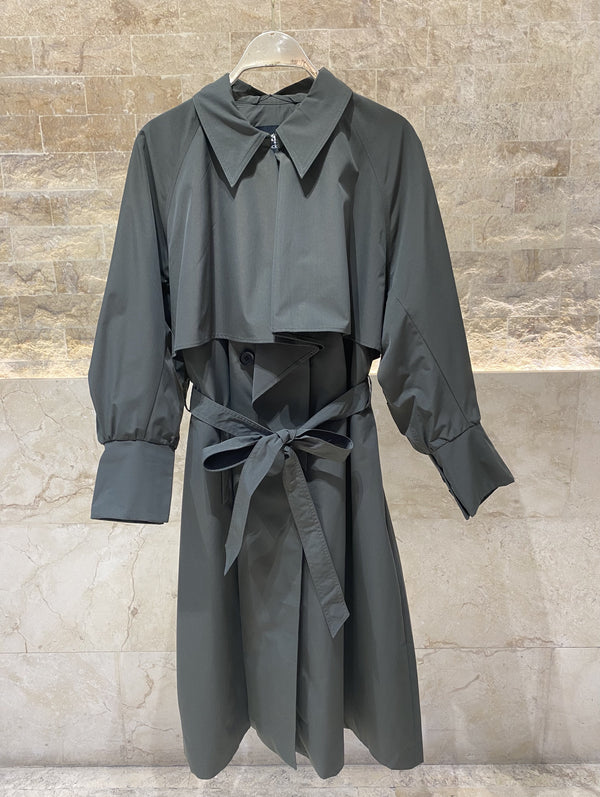 8403.4023  Collared Trench Coat معطف ترنش ذو ياقة